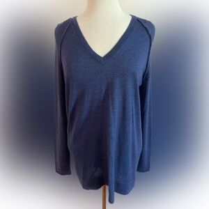 Kenar  Navy V-Neck Sweater